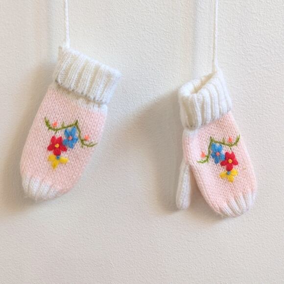 Vtg Baby 0-12m Mittens Embroidered Pink Floral Winter - Picture 1 of 4